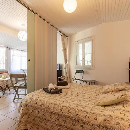 Holiday home Maisonnette La Chaleureuse *